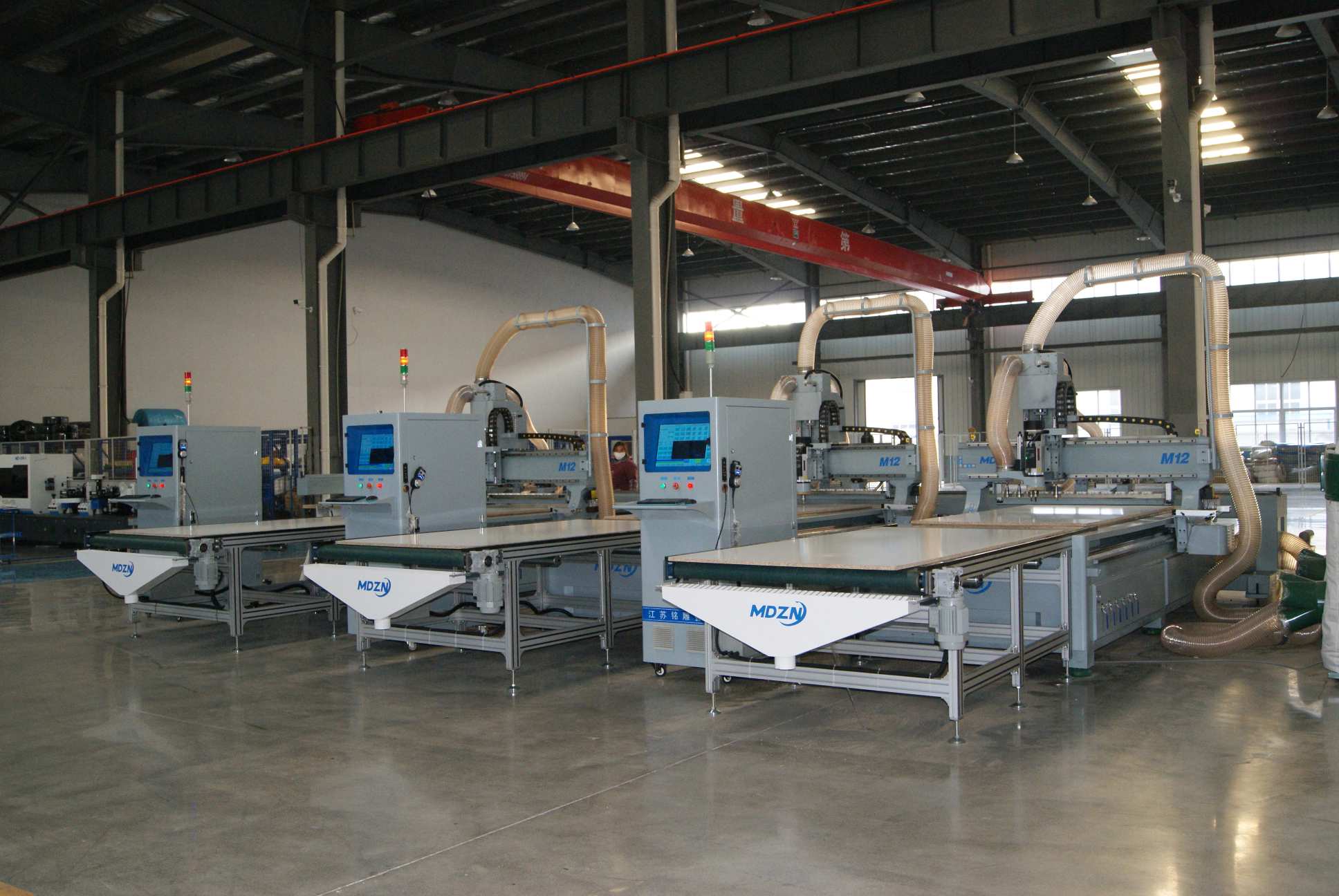 Ligne de production de vêtements M12(1+3)