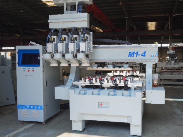 Machine de fraisage CNC pour profilés industriels en aluminium