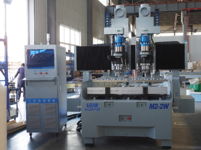 Machine de gravure CNC personnalisée pour le traitement du bois et de l'acrylique M2-2W